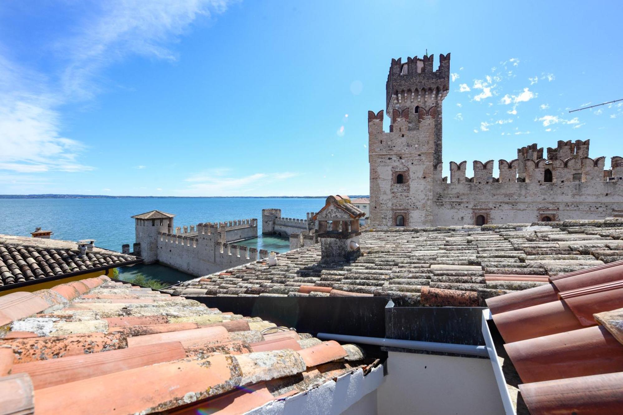 Locanda Carolina Mastino Scala Sirmione Exterior photo